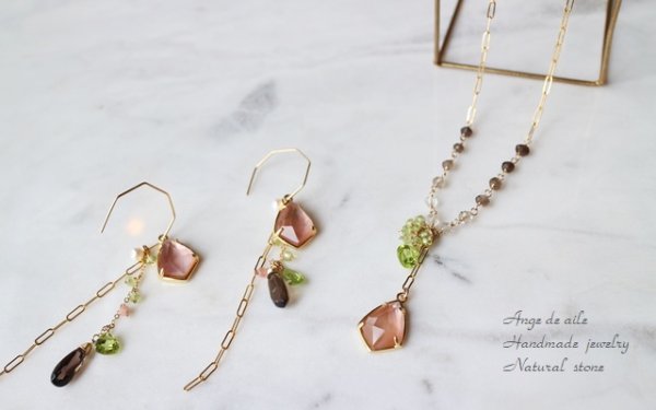 画像4: 【14kgf】ピンクシェル&彩りストーンネックレス (4)